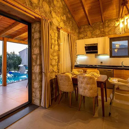 דירה Beyza- Fethiye'de 2+1 Jakuzili